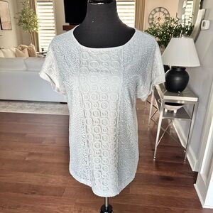 Chico’s Luxurious Soft Light Gray Lace Top, Size 1